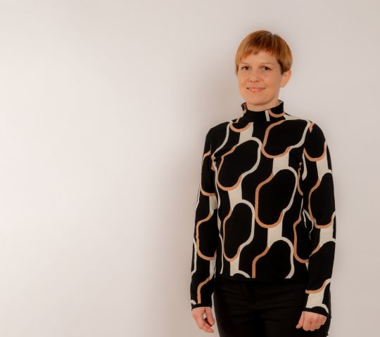 dr. Anja Bajda