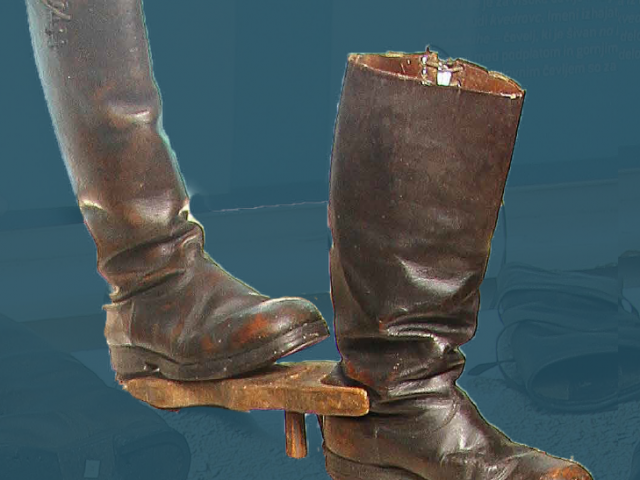 Moški škorenj z okovano peto klinčane izdelave, druga četrtina 20. stoletja