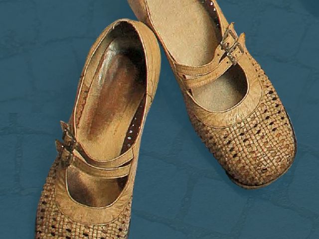 Nizki ženski čevlji, sredina 20. stoletja