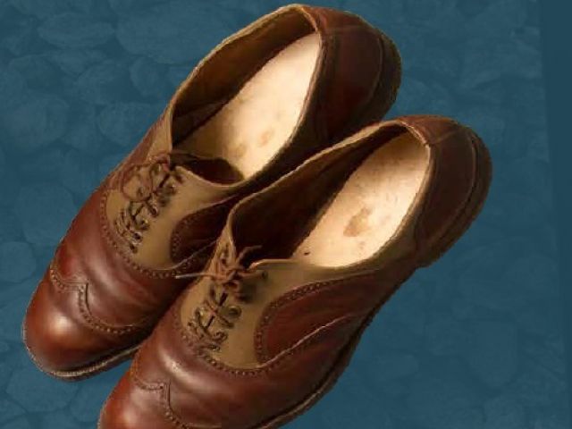 Moški pražnji nizki čevlji klinčane izdelave z vezalkami, druga četrtina 20. stoletja