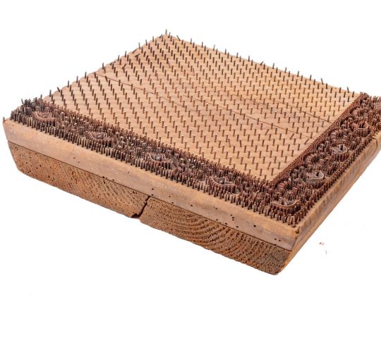 Model z borduro TRŽ/TE 649