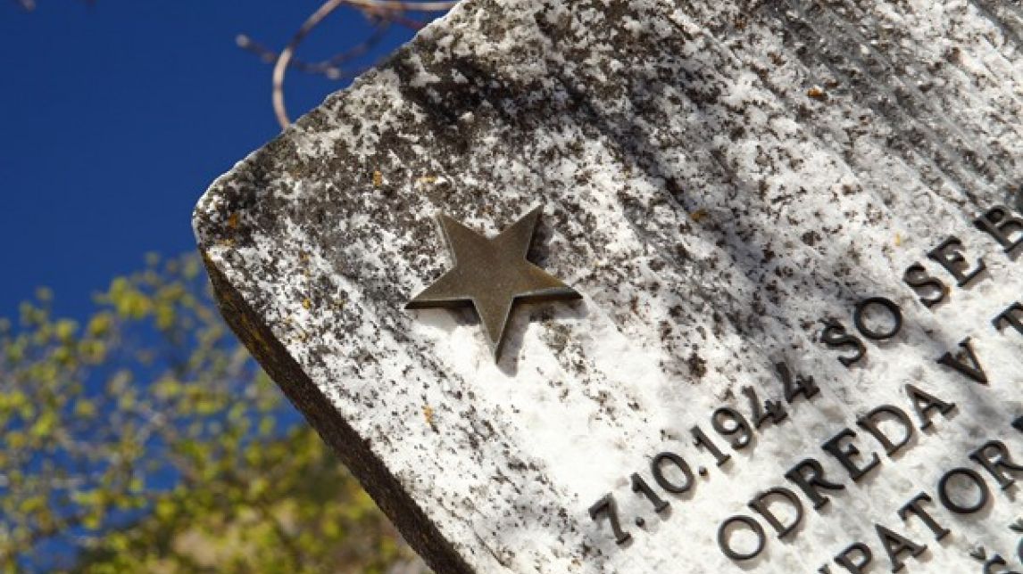 Spomini skozi plamene: NOB in 80 let od požiga vasi Gozd